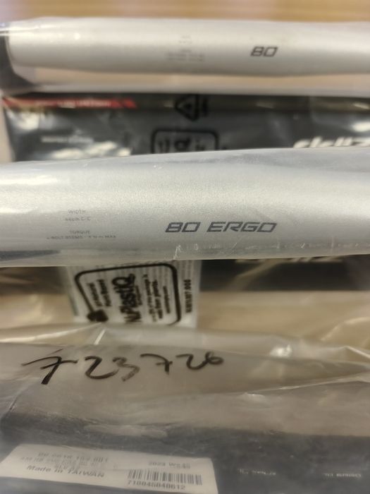 Шосейни кормила и лапи Zipp Service Course SL-80 Ergo 40,44mm сребро