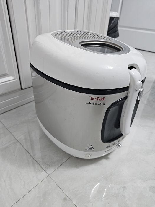 Friteuza Tefal Mega 2kg ca NOUA