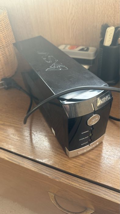 UPS svc model v-600f