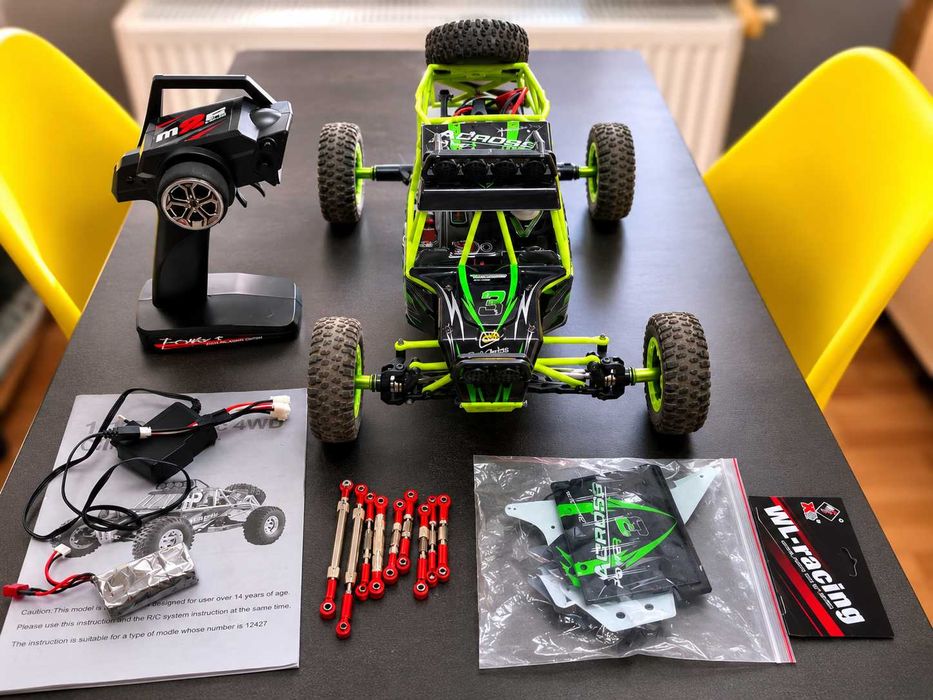 Vand RC Car Wltoys 12427 BUGGY 1:12 – complet, foartre bine itnretinut plus upgrade-uri
