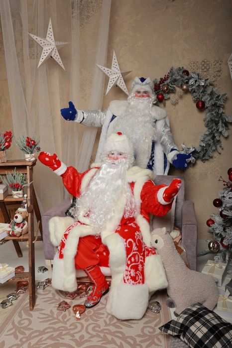 Аниматоры Дед мороз и Снегурочка