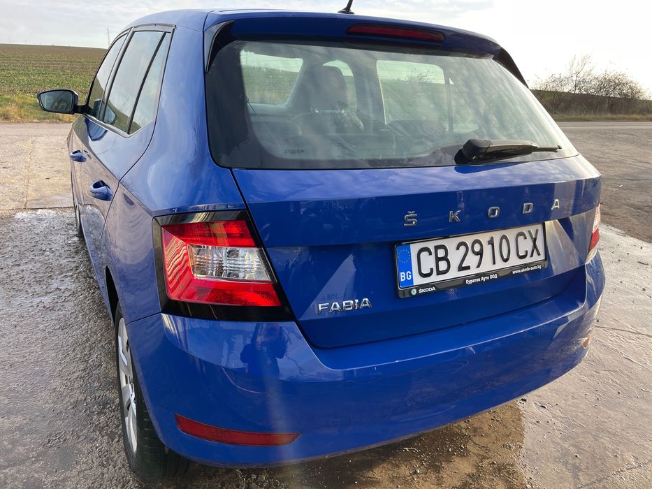 Skoda Fabia 1.0 MPI, 11.2021 г., перфектно техническо състояние