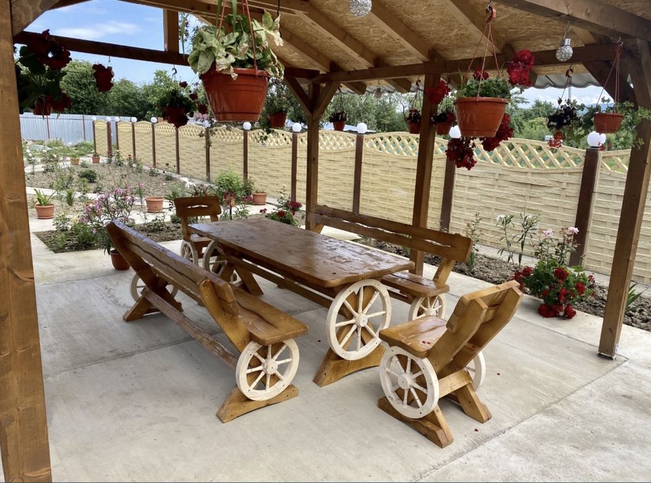 Balansoar cu doua leagane pentru copii