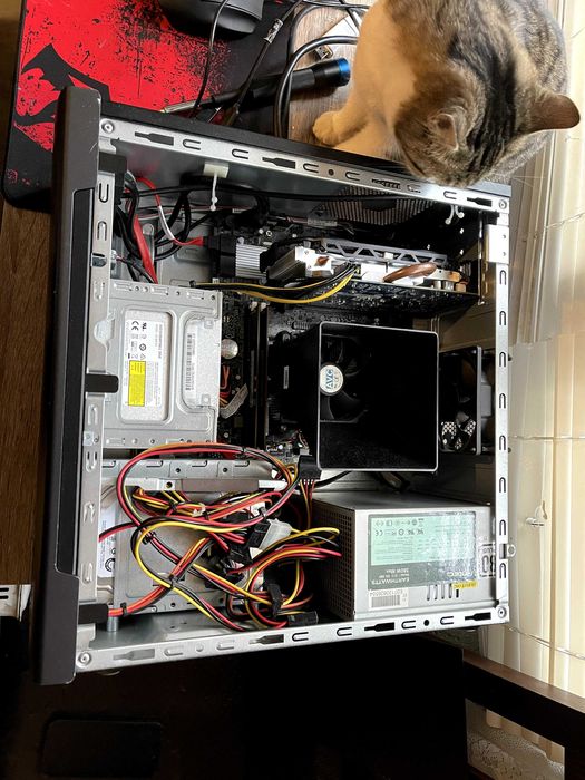 Unitate PC Medion Gaming Ryzen 5 1600 GTX 1650 4GB 2TB HDD 512GB SSD