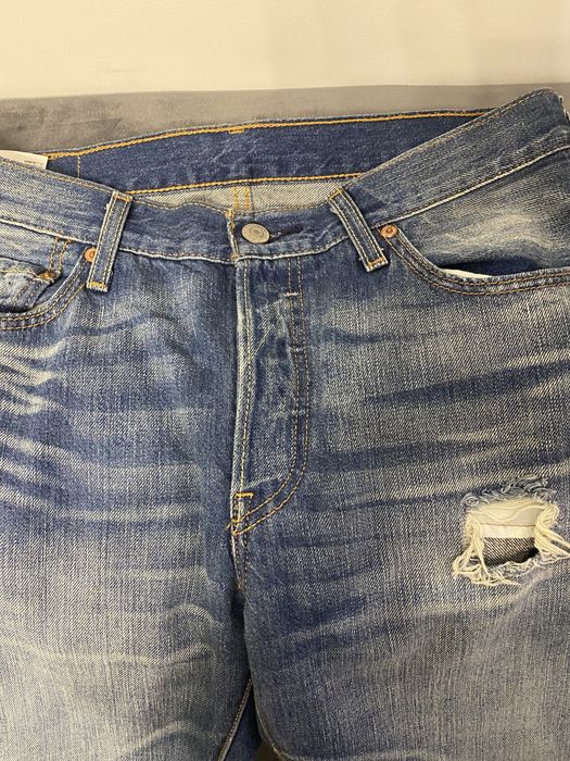Джинсы армани , левис