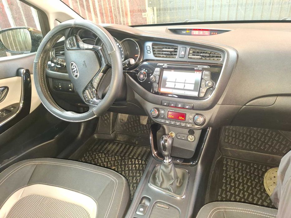 Kia Ceed 2 an 2012 , 1.6 crdi