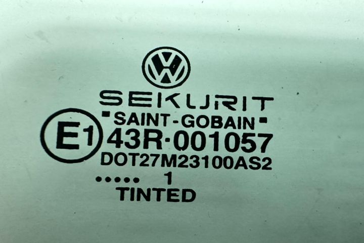 Geam dreapta spate Volkswagen VW Golf a 4-a generatie