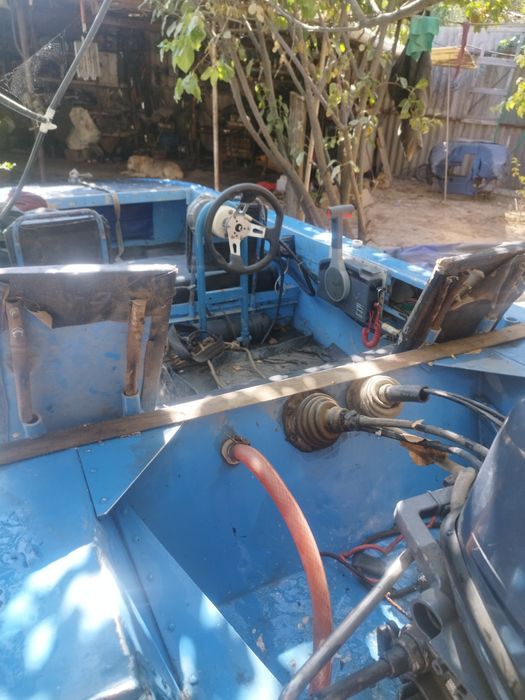 Продается Лодка с мотором