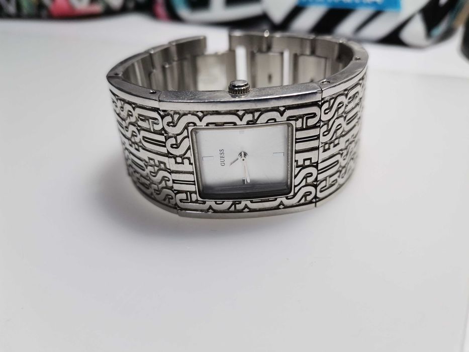 Ceas Guess în stare bună