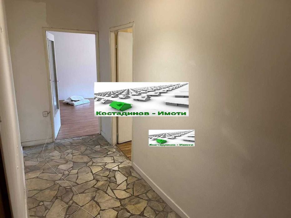 Продава се Тристаен апартамент в Пловдив, Кючук Париж - 69 кв.м за 1566 €/кв.м - Снимка #2