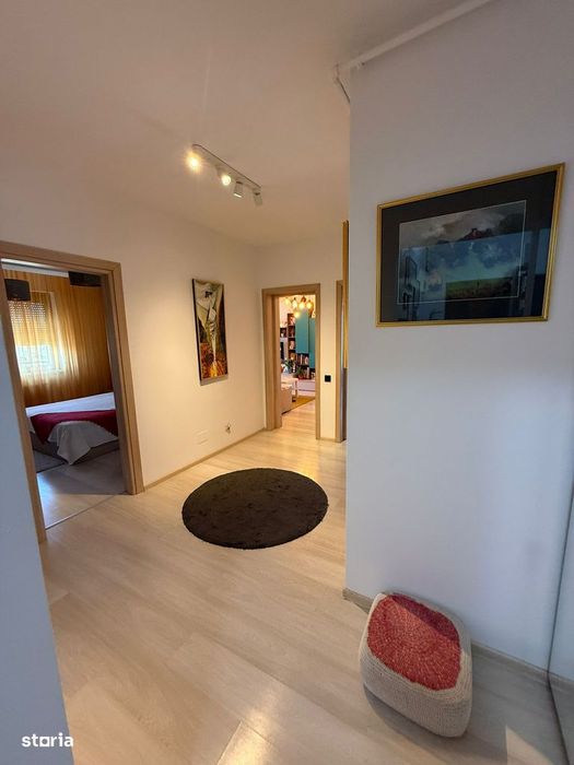 Apartament cu 3 camere decomandat, 2 bai, loc de parcare inclus — fotografia 1
