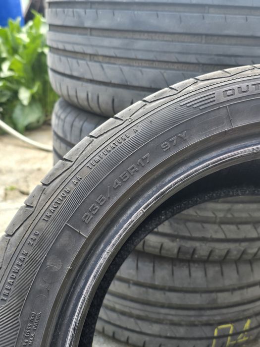 Летни гуми 235/45 R17 Debica Presto UHP2