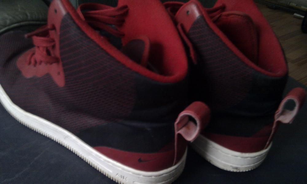 Adidasi gheata Nike Air