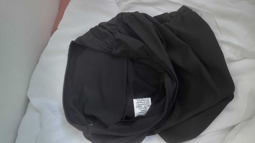 Черно елегантно бюстие