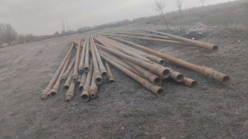 Буровая установка 600–900 м. 40 шт труб Ø73, УБТ Ø146, вагон на 6 чел