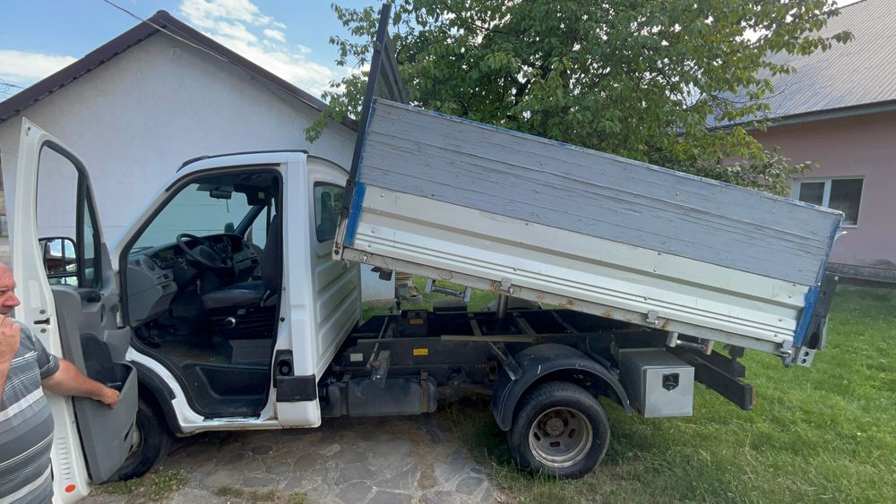 Autoutilitara Iveco Daily