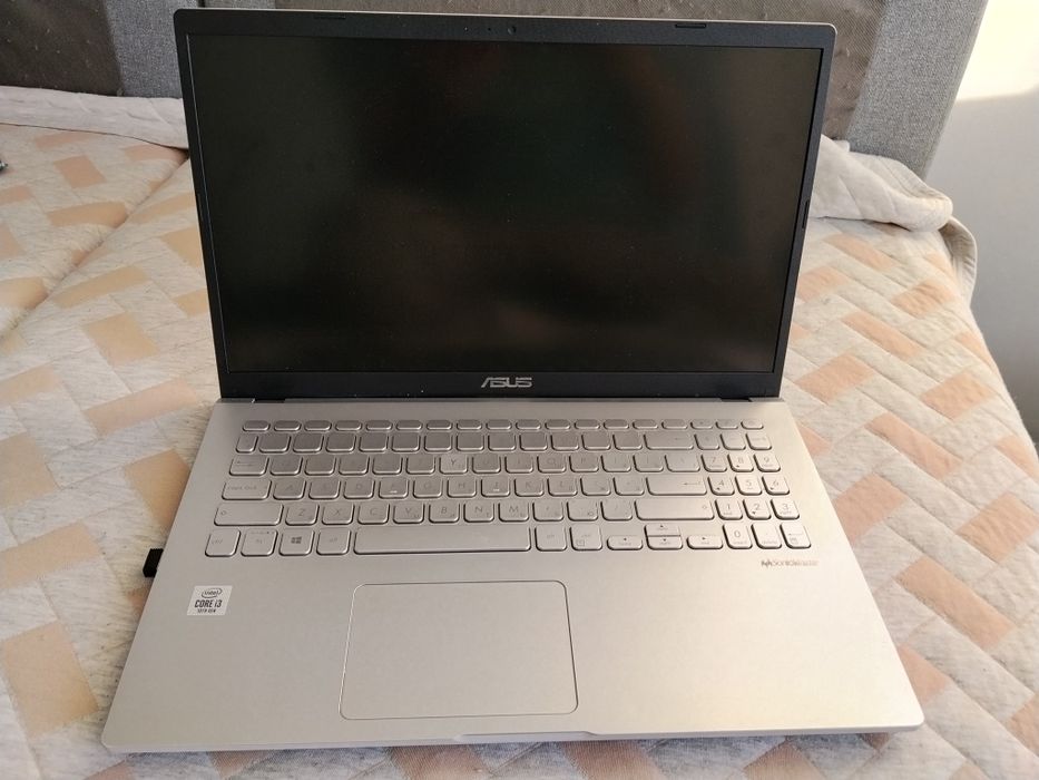 Ноутбук продается 130000 тенге