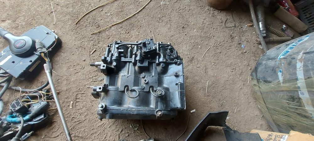 Лодочный двигатель