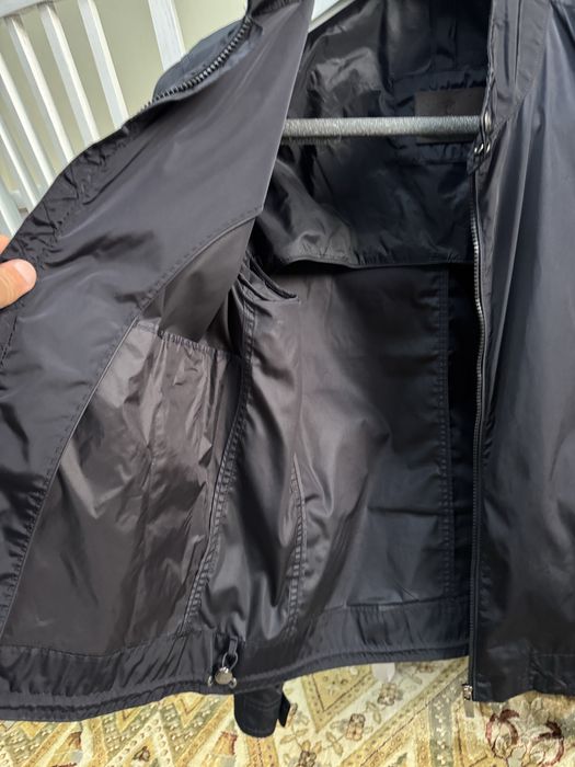 Продам куртку, ветровку Massimo Duti