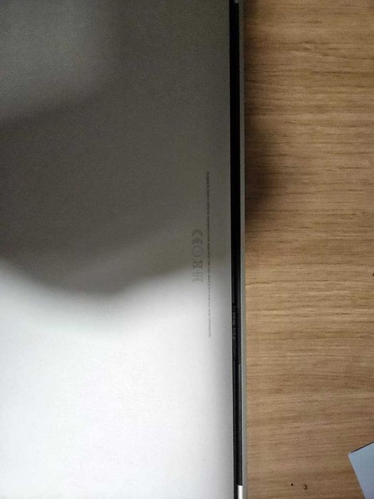 Macbook pro 15, 2017, Core i7, 16G/1Tb/ Touch Bar