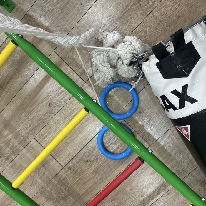 Шведская стенка с грушей, кольцами, канатом