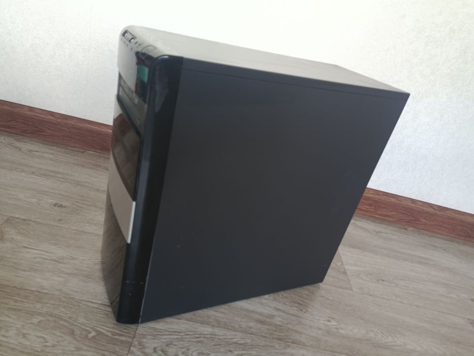 Системный блок для компьютера