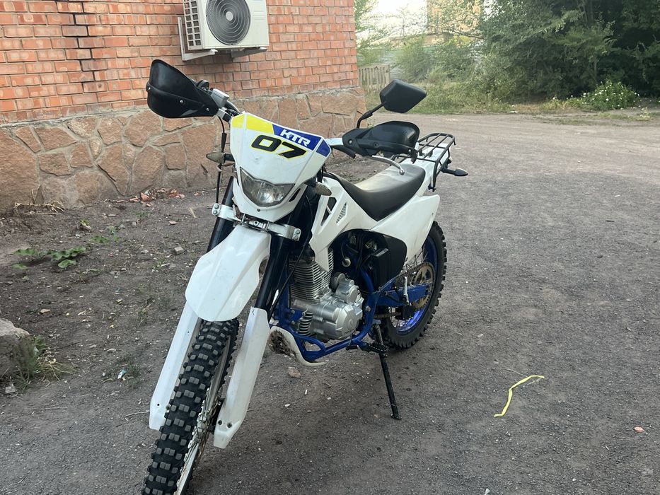 Продам мотоцикл КТР07 250 куб