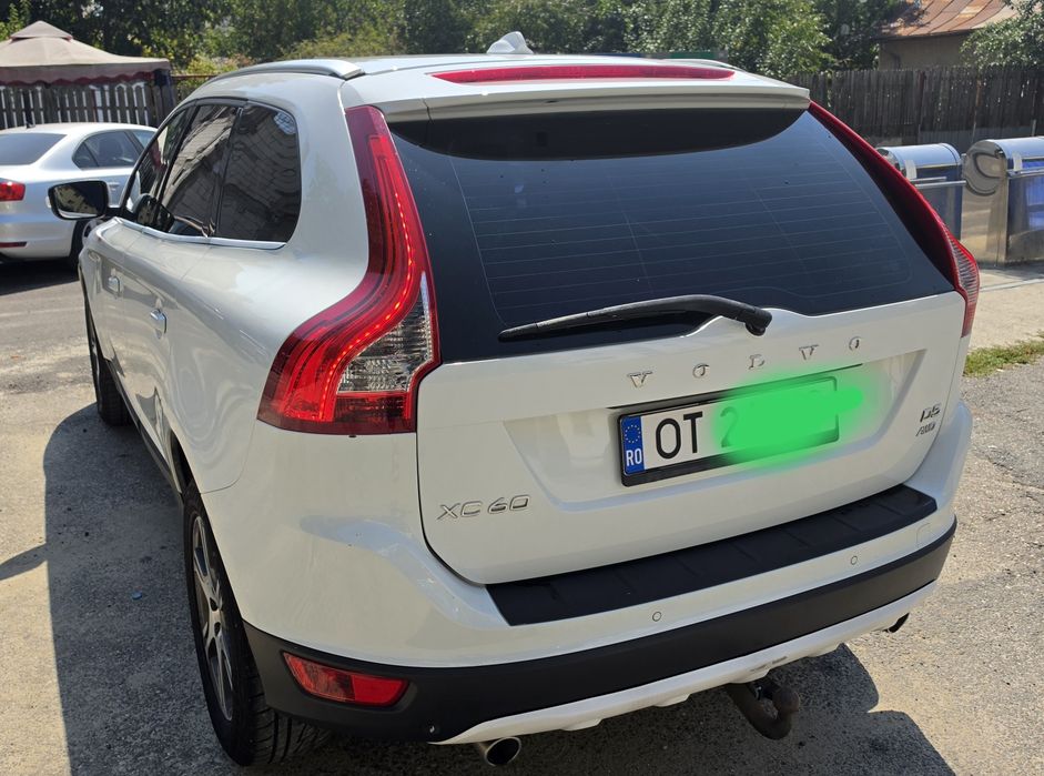 Volvo XC60 D5AWD, 2013, diesel, automata, 267000 km