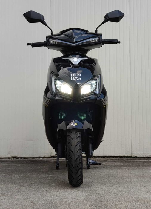 Електрически скутер модел ZG-S 2000W двигател с документи за КАТ черен