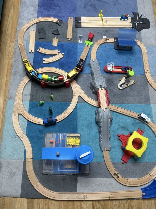 Конструктор на  от дървени части.