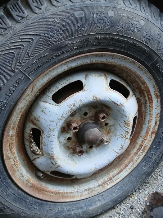 Колеса в сборе,диск,камара покрышка