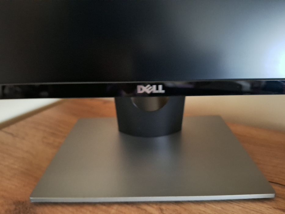 Monitor  Deel SE 2416H