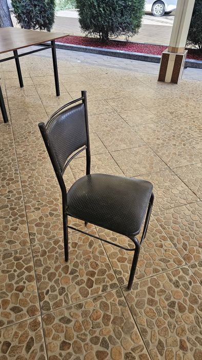 Стулья металические, 100.000 сум штука