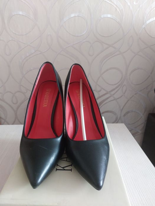 Продается женская обувь