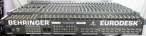 Mixer Profesional 48 canale Behringer MX8000A +MeterBridge