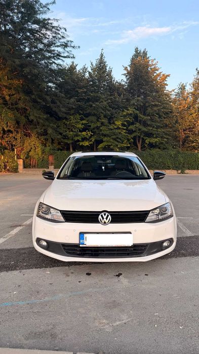 Volkswagen Jetta Match 2.0 TDI 140 CP DSG