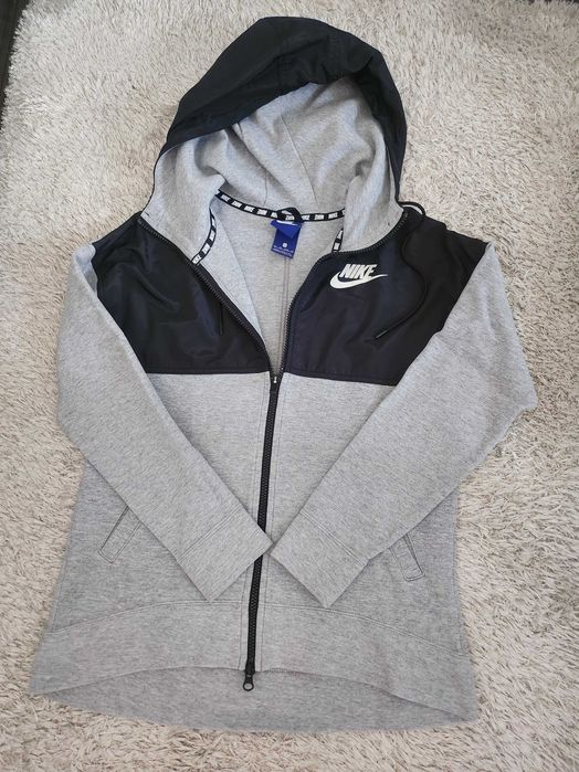 Спортен екип Nike