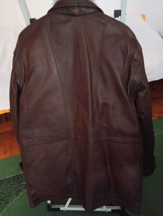 Haina de piele barbateasca