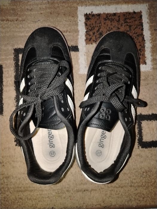 Продаются кроссовки в отличном состоянии