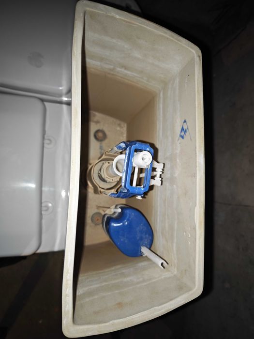 Унитаз бу станция метро Москва