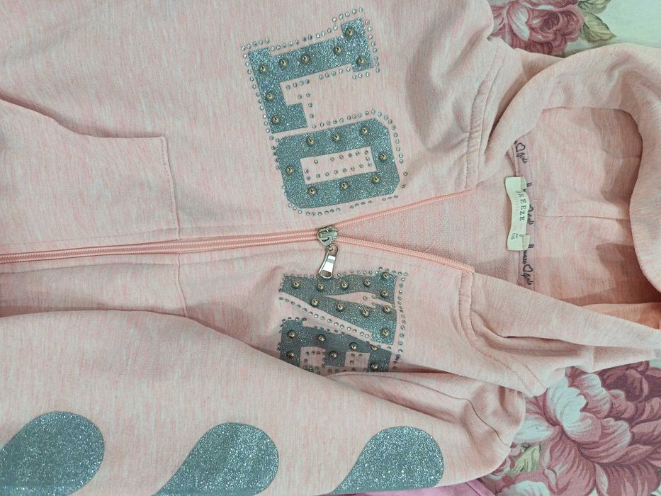 Лот за момиче 6-7 г.