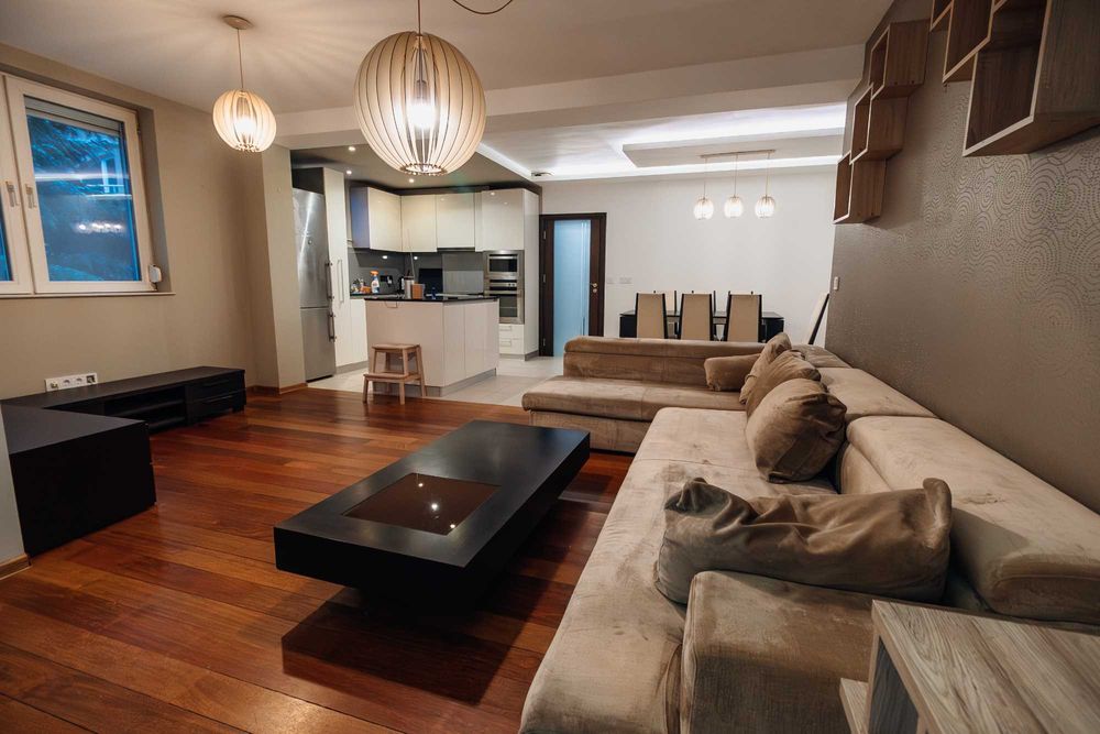 Дава се под наем Тристаен апартамент в София, Павлово - 150 кв.м за 1071 € - Снимка #2