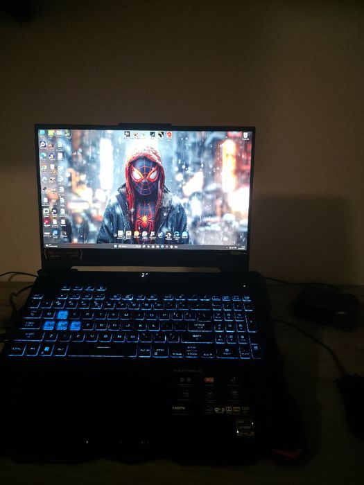 Vand laptop de gaming