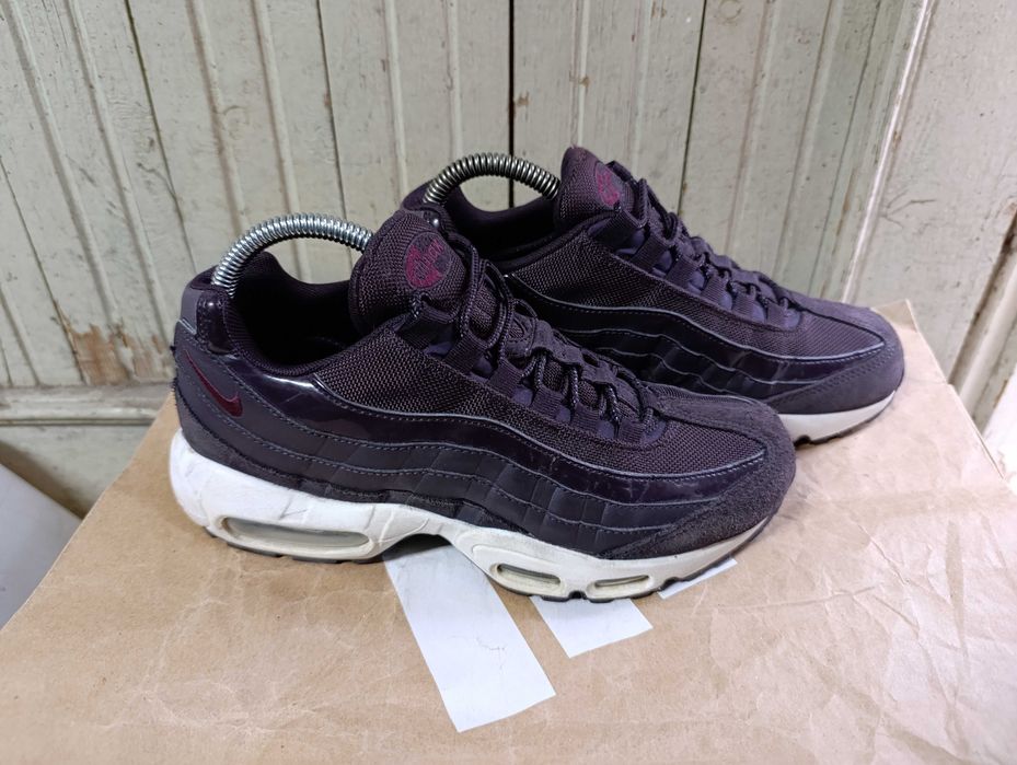 Nike Air Max 95 "Port Wine" оригинални маратонки 39 номер