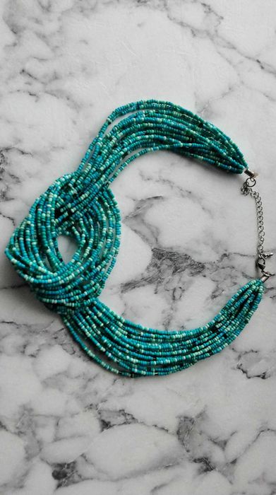 Дамска огърлица, колие