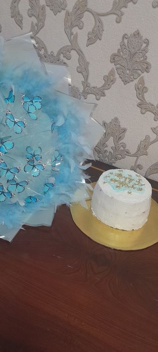 Kapalak buket va bento tort