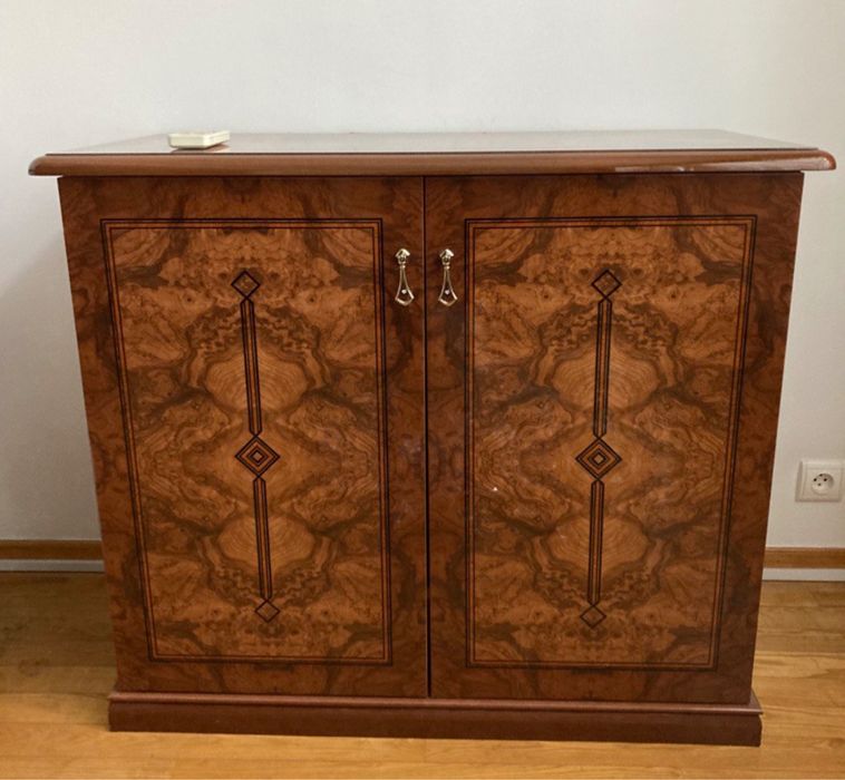 Бельгийская мебель, состояние новое