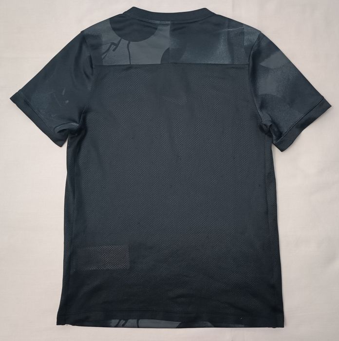 Nike DRI-FIT Tee оригинална тениска ръст 137-147см Найк спорт фланелка
