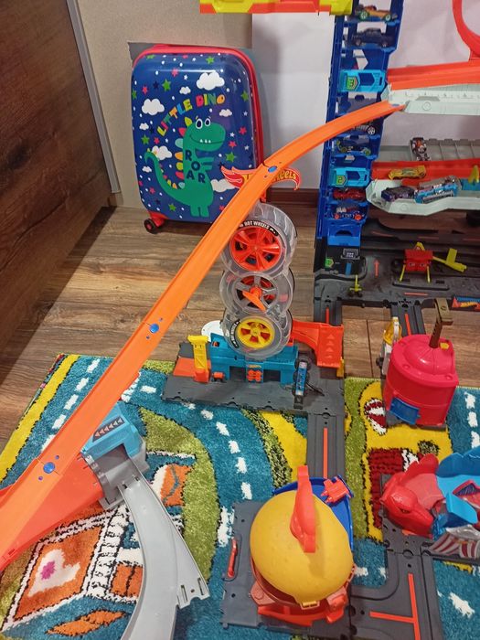 Hot wheels писти
