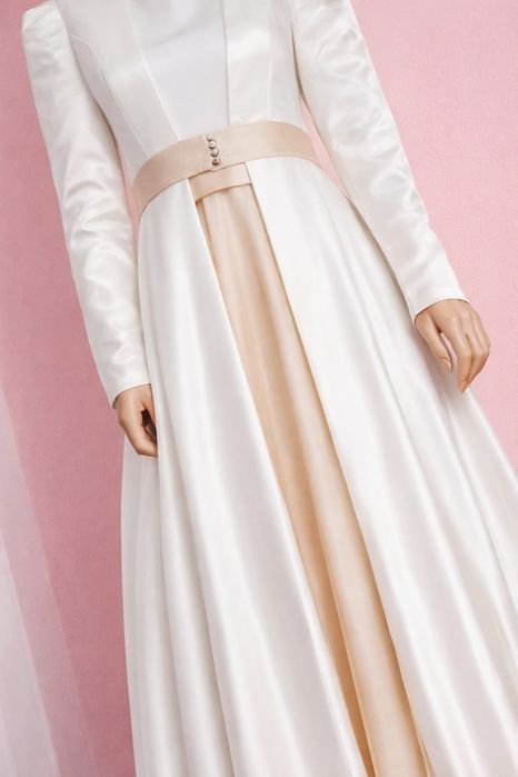 Rochie mireasa superba